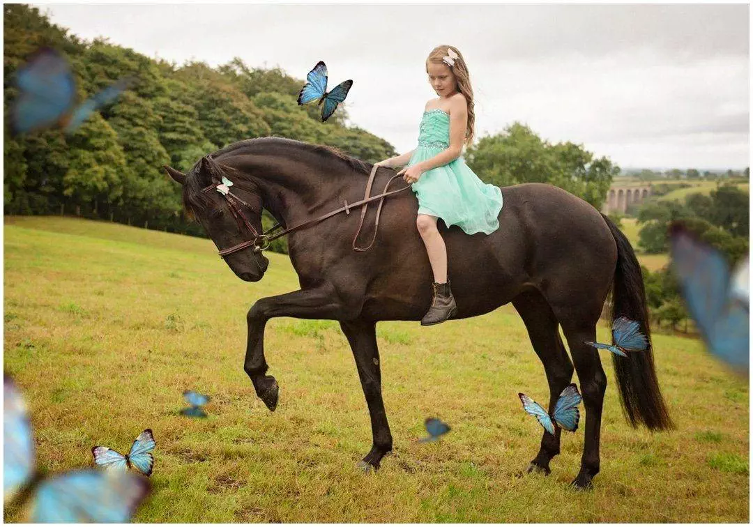 First pony photoshoot session with mum and dad