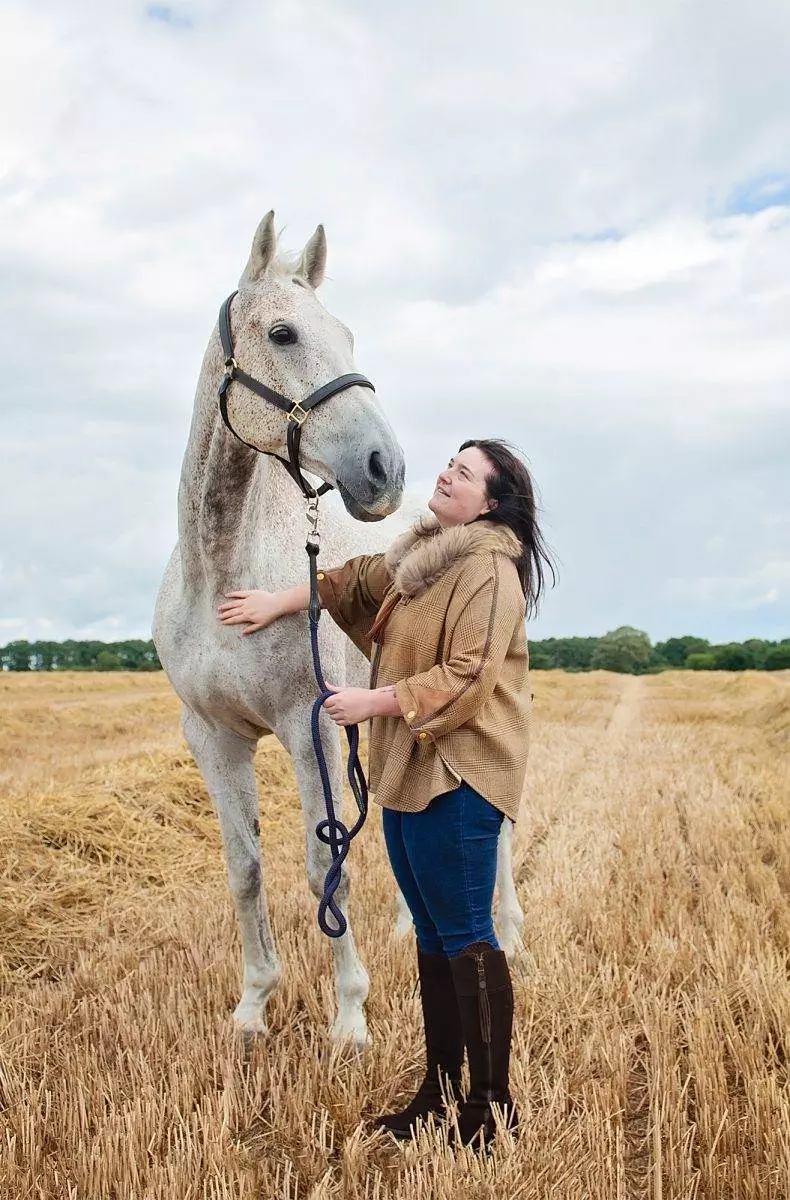 Tired racehorse - equine portrait shoot