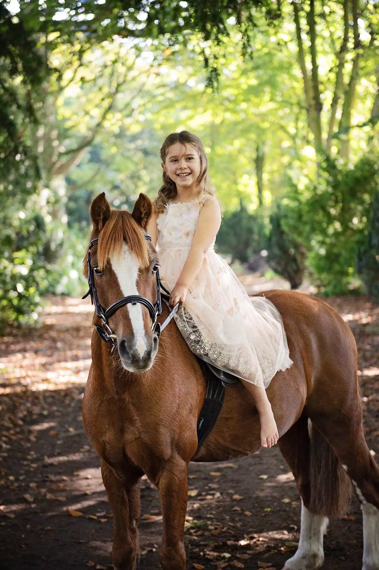 A young persons first pony photo shoot - with Emma Campbell, horse photographer. Horse Photoshoot.