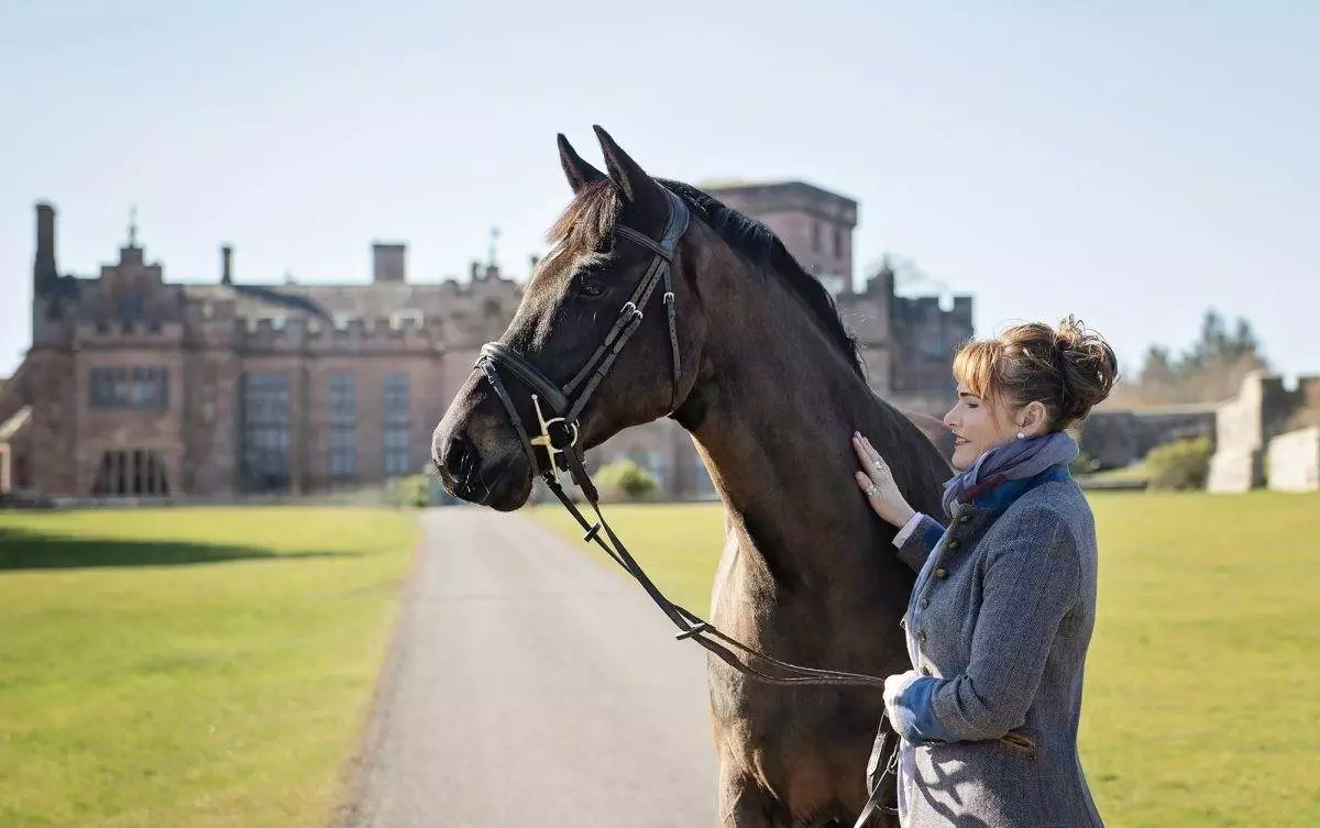 Horse photoshoot at Greystoke castle, Cumbria by Emma Campbell